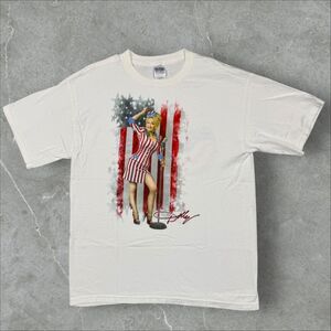 Vintage Dolly Parton WW2 Style Pin Up Model USA Flag Y2K Tour Concert TShirt - L
